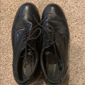 Covington Men’s black dress shoes size 10.5